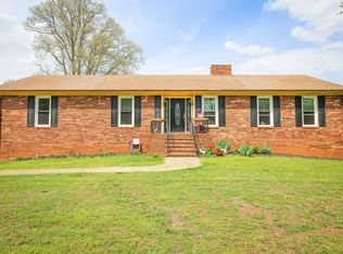 2989 Burke Mill Rd, Winston Salem, NC 27103