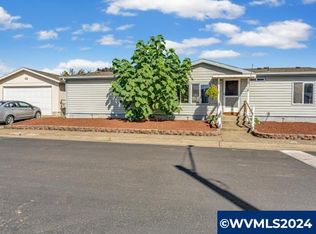 610 Vaughan Ln UNIT 32, Lebanon, OR 97355