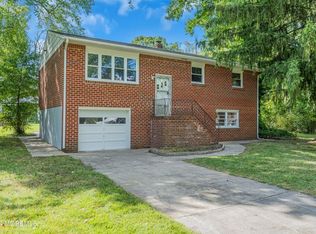 152 Clifford B Wright St, Bayville, NJ 08721