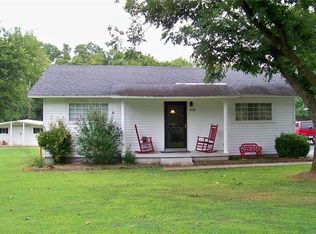 1418 Holly Ave, Van Buren, AR 72956