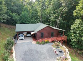 189 Lochmoor Ln, Waynesville, NC 28785