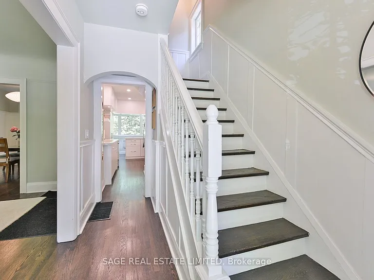 418 Glenlake Ave — Photo 13