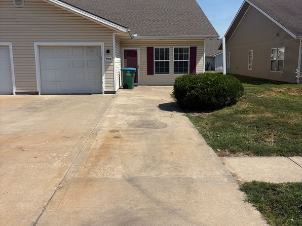 716 Meadow Ln