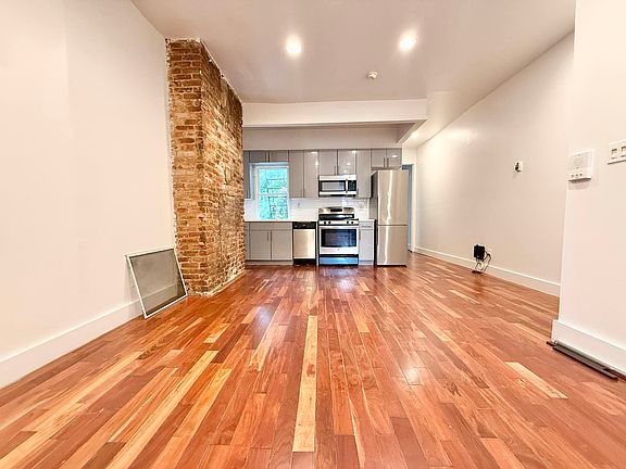 4th image of 1424 Flatbush Ave APT 2