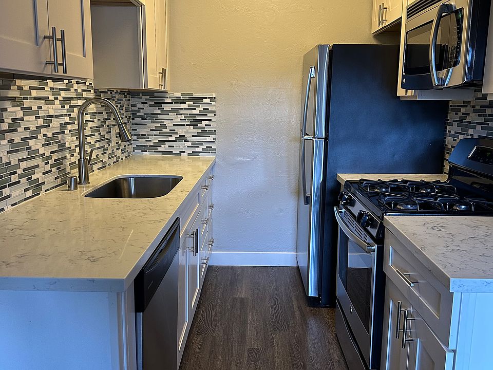 1st image of 3047 Alma St