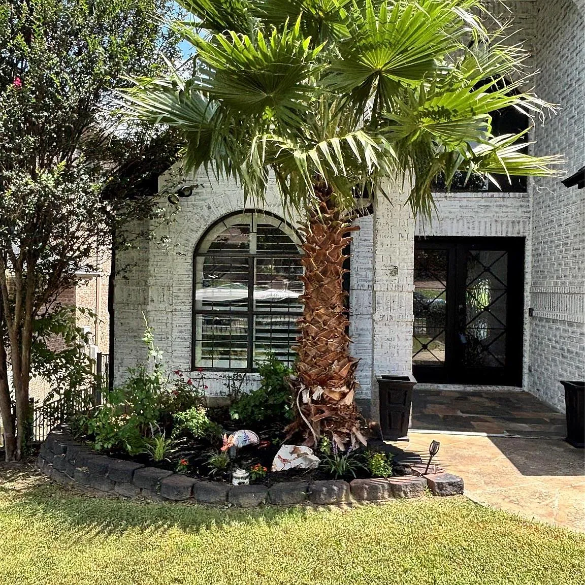 4 bed, 3.5 bath, 3067 sqft, $5,800 — Photo 2