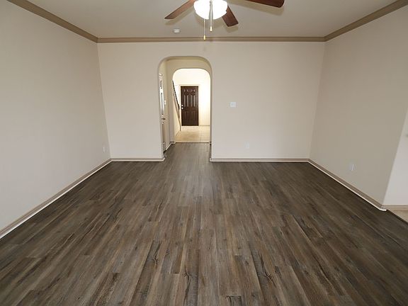 5th image of 12164 Walden Wood Dr