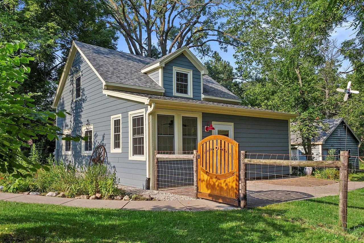 2423 Newman ROAD NORTH North photo 1