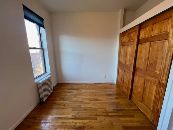 104 Macdougal Street image 3 of 11