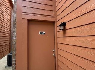 1305 W Villa Maria Rd APT D106, Bryan, TX 77801