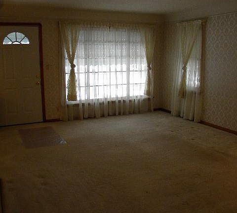 3rd image of 5006 Grantwood Dr