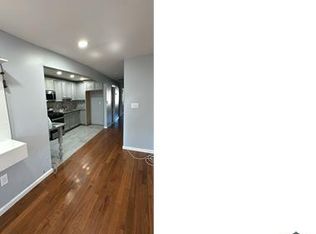 2282 Nameoke Ave Floor 2, Far Rockaway, NY 11691