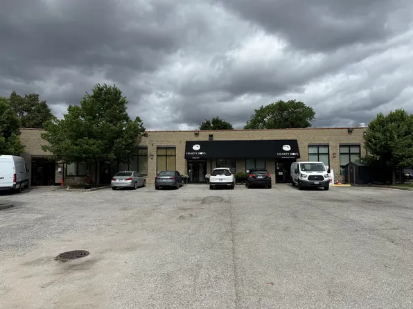 3515 W Grand Ave, Chicago, IL 60651