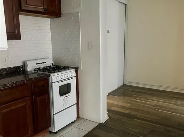 3001 Edwin Ave APT 2E, Fort Lee, NJ 07024