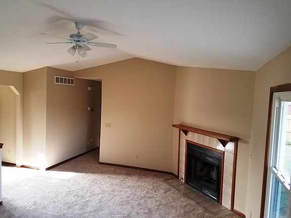 2nd image of 5880 Whispering Way