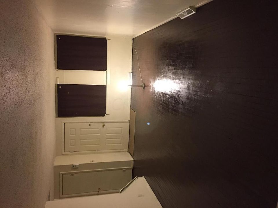 2nd image of 1297 E Columbus St