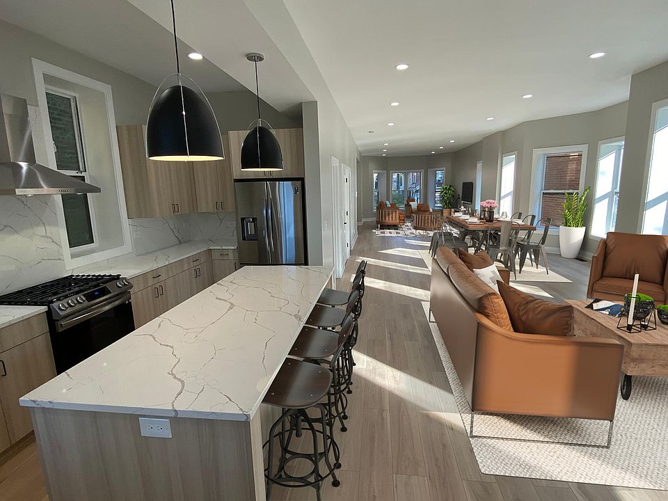 1st image of 1316 N Maplewood Ave #1