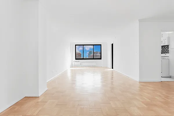 Rented by Olnick Organization | media 3