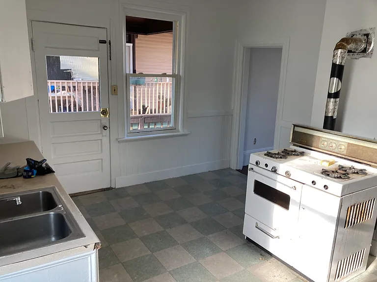 167 West St #2 — Photo 5