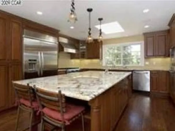 1935 Buttner Rd, Pleasant Hill, CA 94523