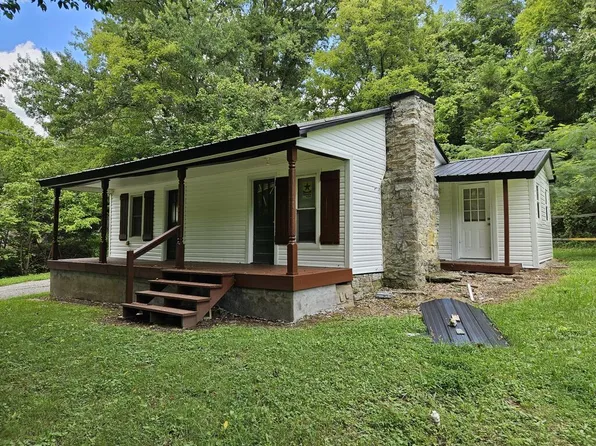 210 Rawls Creek Rd, Gordonsville, TN 38563
