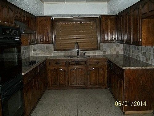 1st image of 2311 Lakeside Dr