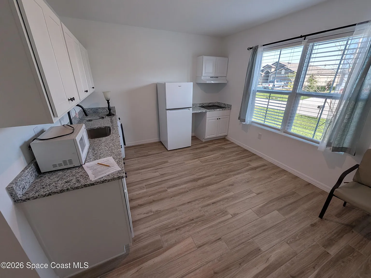 1 bed, 1.0 bath, 350 sqft, $1,500 — Photo 1