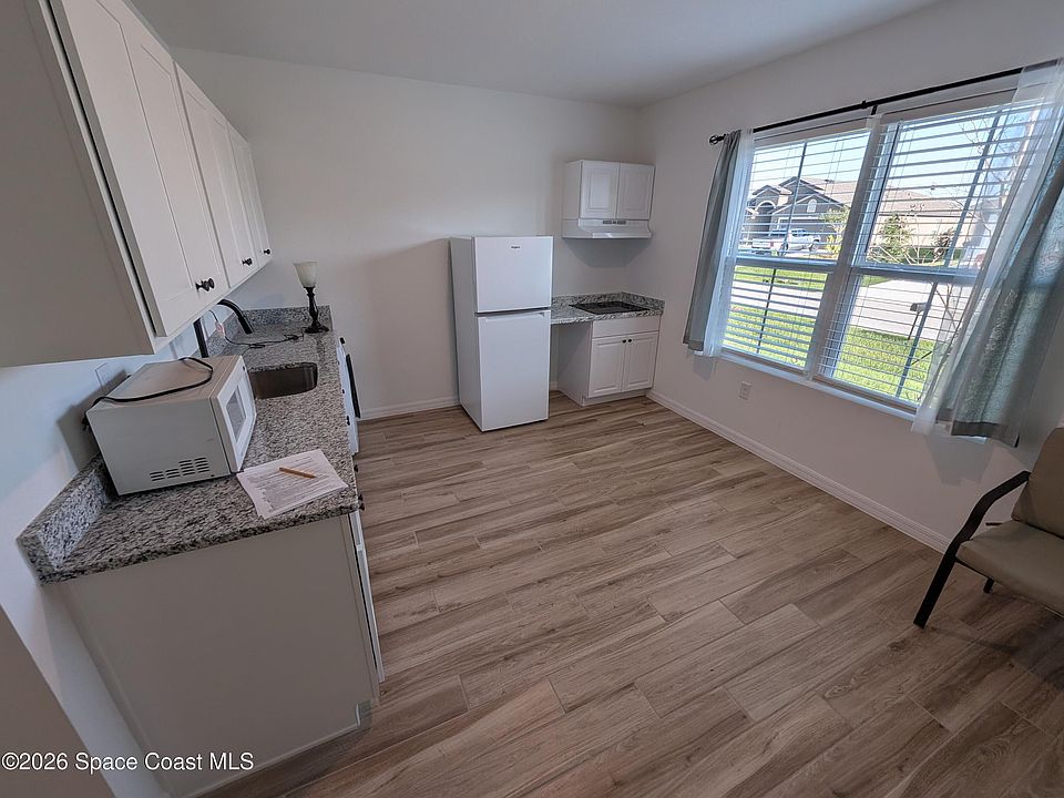 1st image of 559 Oldenberg St SW #Adu