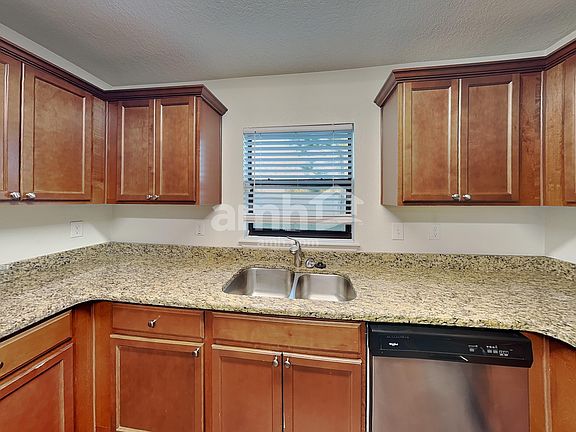 4th image of 14411 Alistar Manor Dr