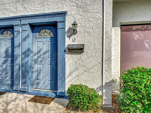 3rd image of 8800 Bardmoor Blvd APT 12