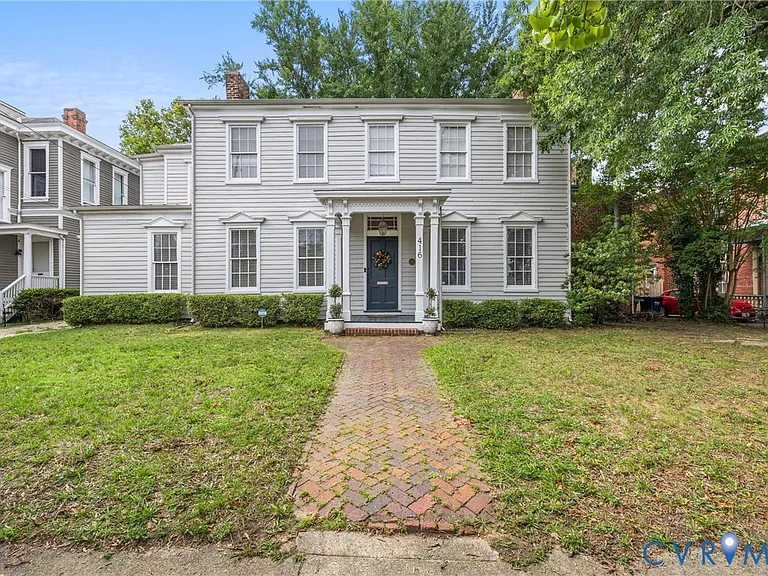 416 W Washington St — Photo 2