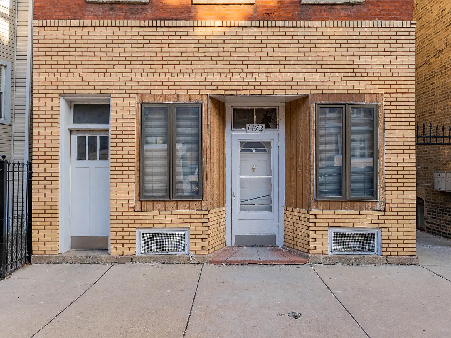 1472 W Erie Street — Photo 4