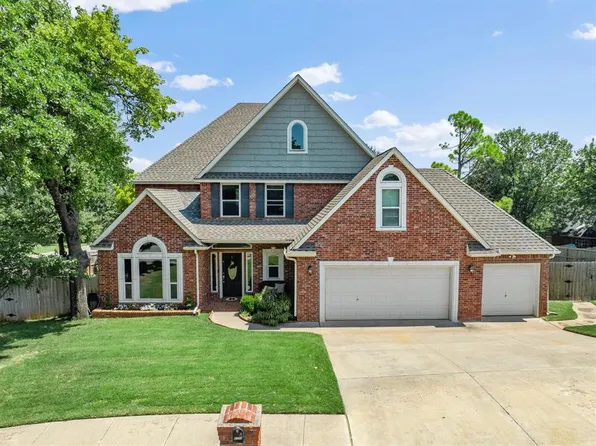 2624 Buckhorn Dr, Edmond, OK 73034