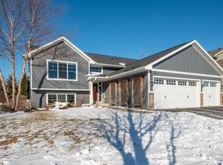 1017 Abbey Rd, Northfield, MN 55057