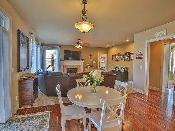 4th image of 5814 156th Avenue Ct E