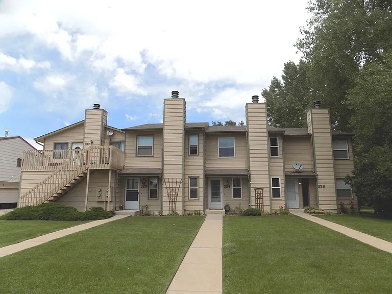 324 Butch Cassidy Dr — Photo 1