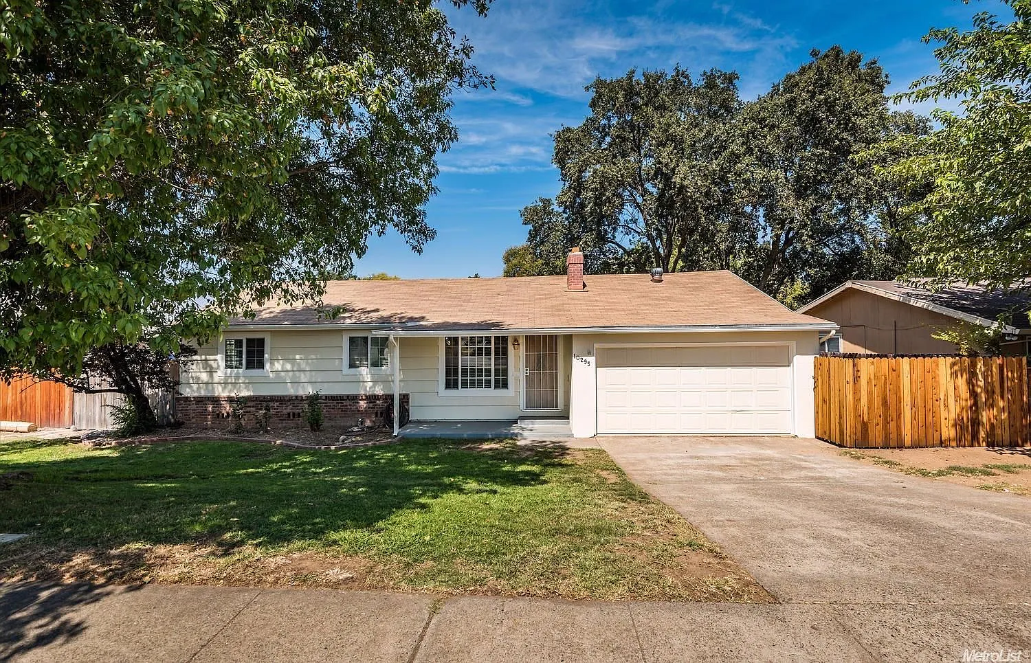 10295 Octavia Way photo 1