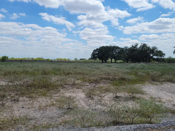 130 Firewheel Loop LOT 64, Floresville, TX 78114
