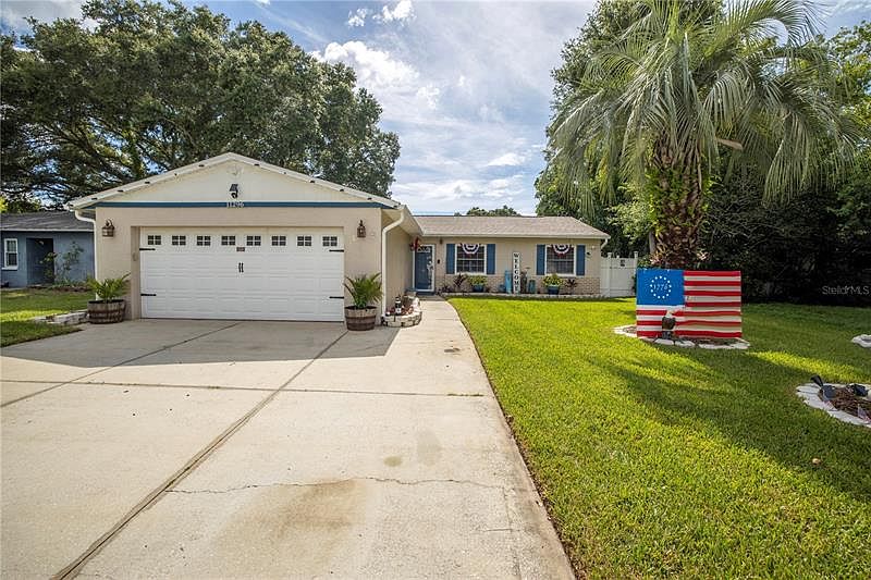 1st image of 11296 Maxton Way N