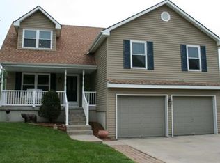 3401 S Bryn Mawr Dr, Independence, MO 64057