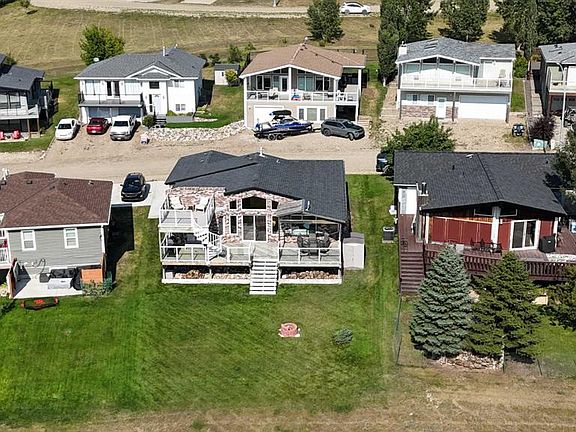 3rd image of 436 N Sunset Dr