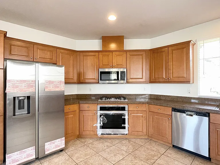 5218 Mariner Dr — Photo 14