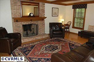 5th image of 2117 Williamstowne Dr