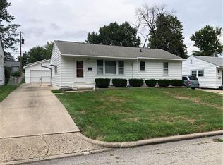 24 E Carroll Dr, Decatur, IL 62521
