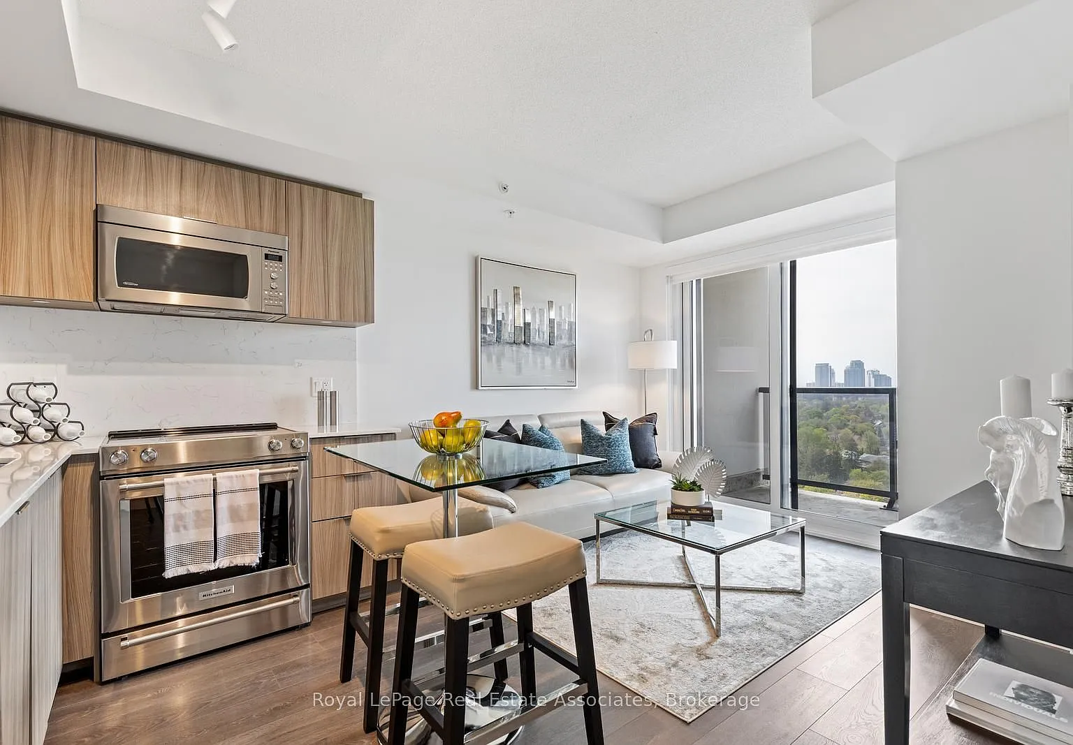 1 bed, $1,950 — Photo 4