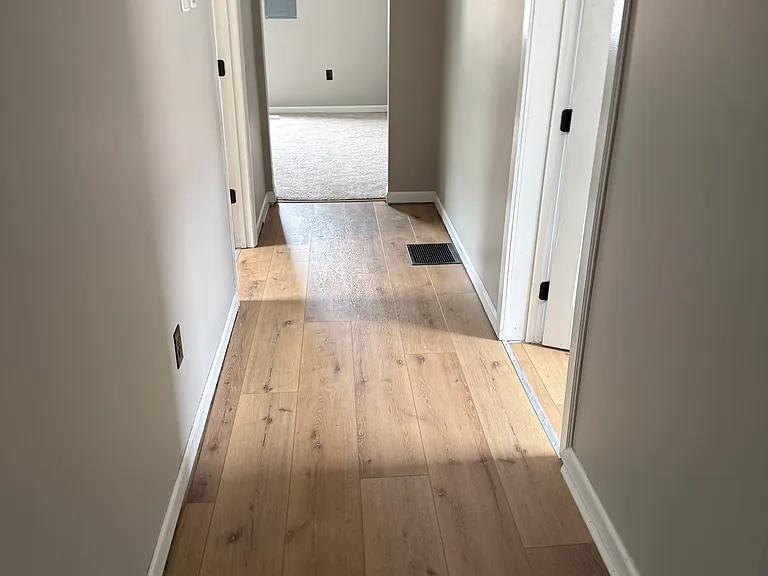 756 Henderson St — Photo 2