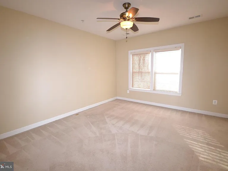 8921 Amelung St — Photo 13
