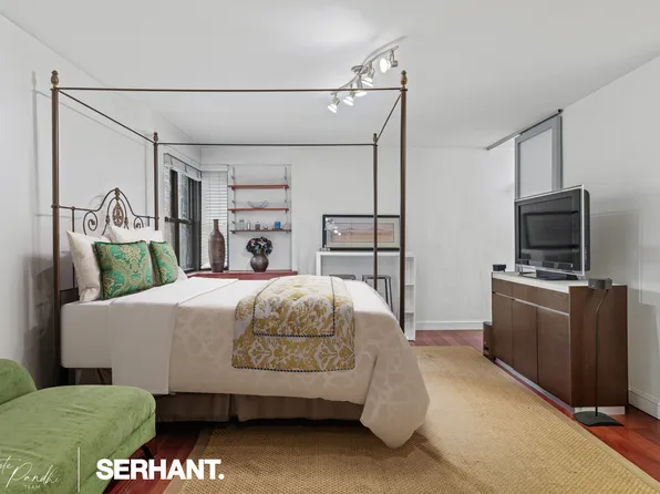 301 East 63rd Street 14L image 1 of 28