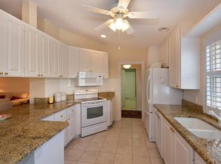 5723 Drummond Way, Naples, FL 34119