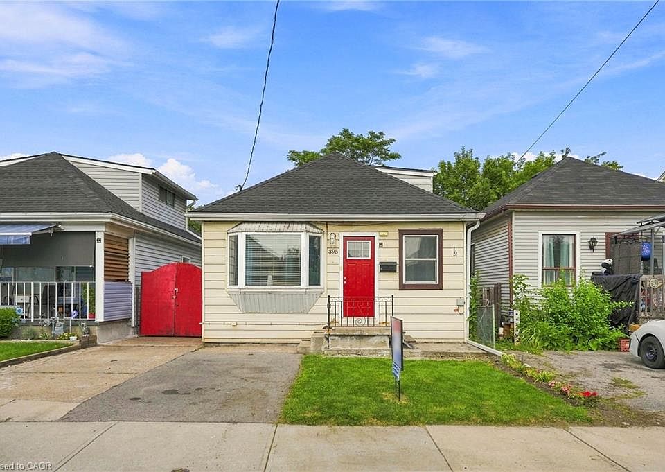 1st image of 395 Avondale St
